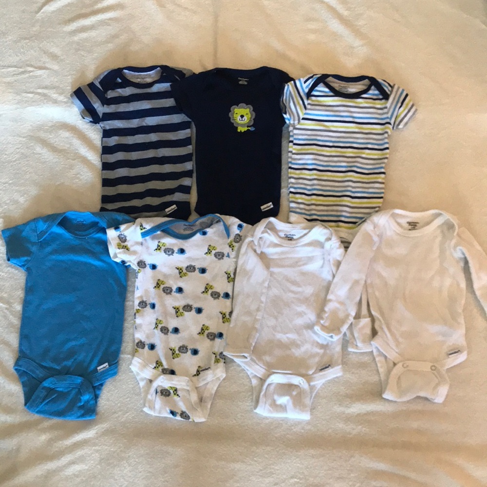 Gerber baby boy onesie bundle